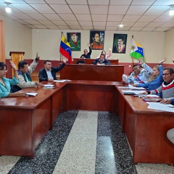 Noticias 102 El Concejo Municipal realizó la mañana de hoy martes 26 de Agosto su Sesión Ordinaria N° 4